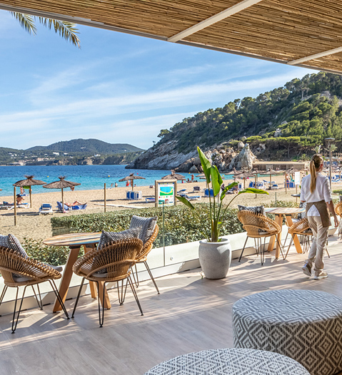 The Ultimate Guide to Dining with a View: Discover Ibiza’s Best Restaurants with Spectacular Vistas